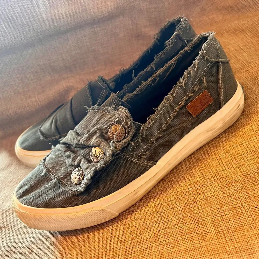 Blowfish slip sneakers